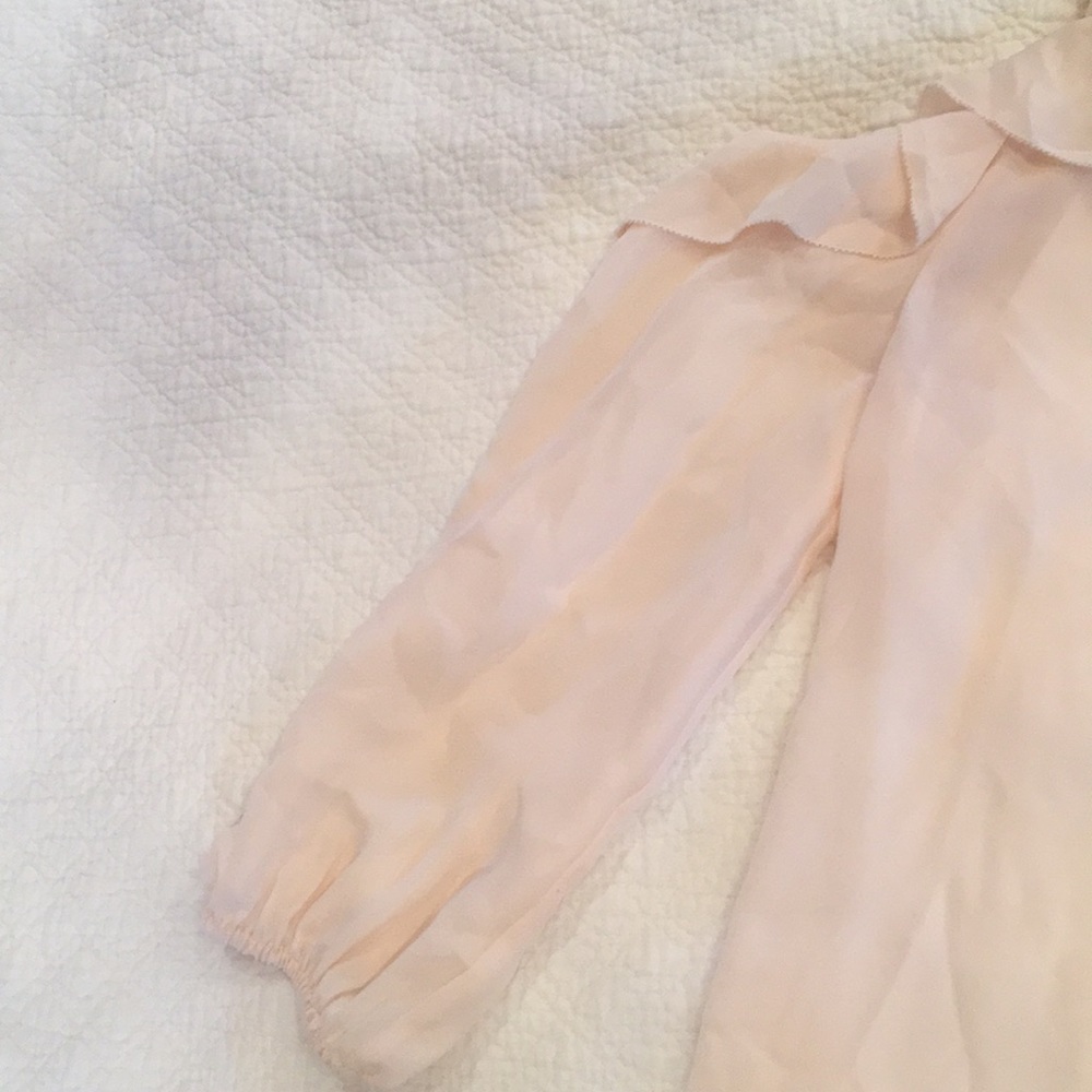 🆕✨Joie Eukene Ruffle Cold Shoulder Blouse - Picture 6 of 6